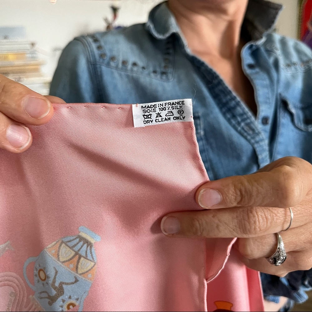 Hermes Escales Méditerranéennes Mousseline Fish Aquatic Pink Scarf Shawl - Picture 12 of 13